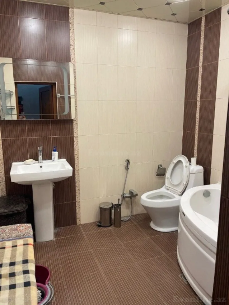 Satılır 3 otaqlı Mənzil Yeni tikili 140 m² Gənclik m. - şəkil 15
