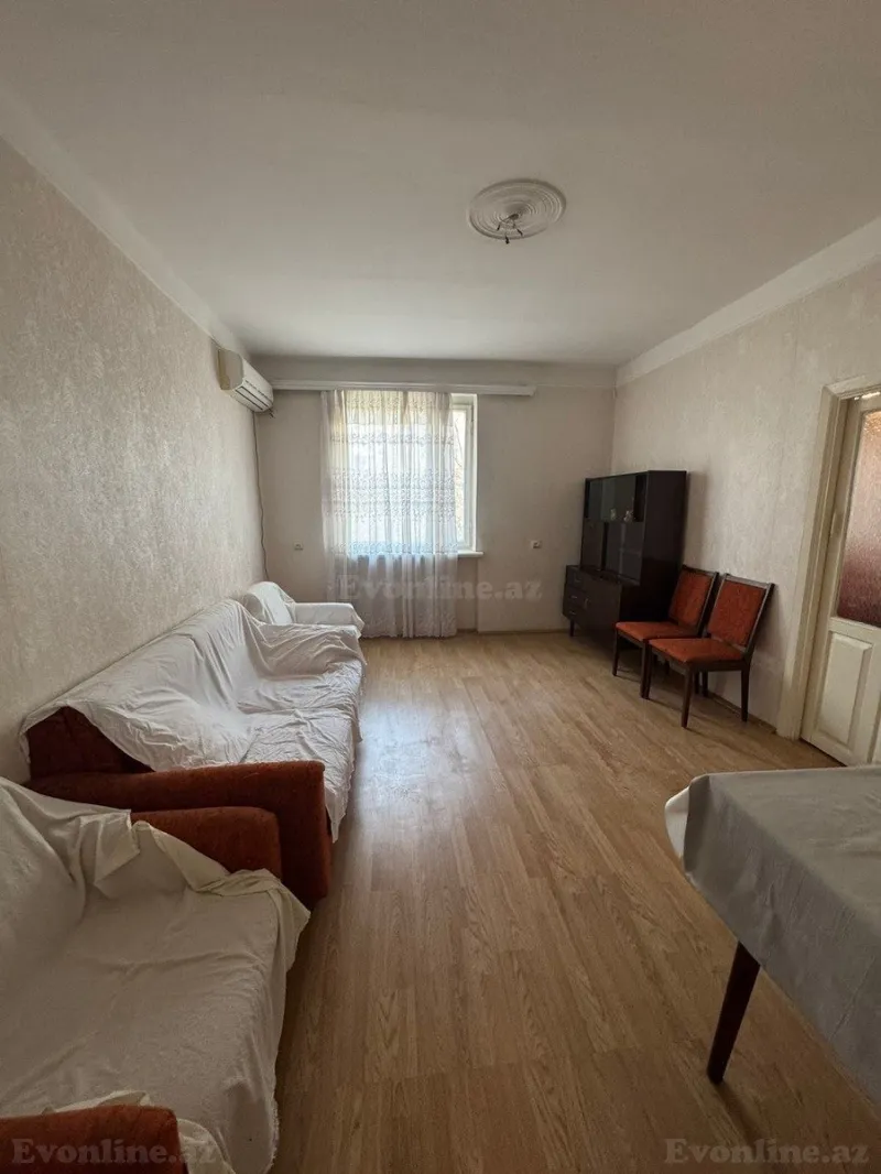 Kirayə verilir 2 otaqlı Mənzil Köhnə tikili 50 m² Azadlıq prospekti m.