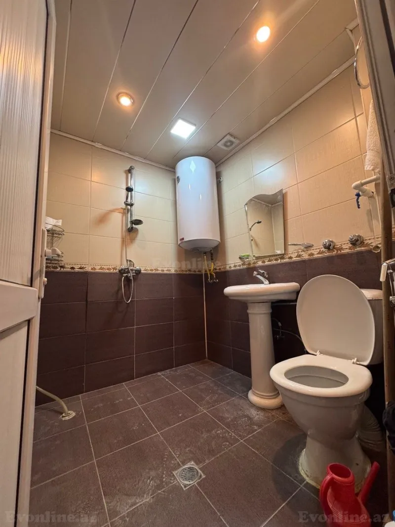 Kirayə verilir 2 otaqlı Mənzil Köhnə tikili 50 m² Azadlıq prospekti m. - şəkil 9