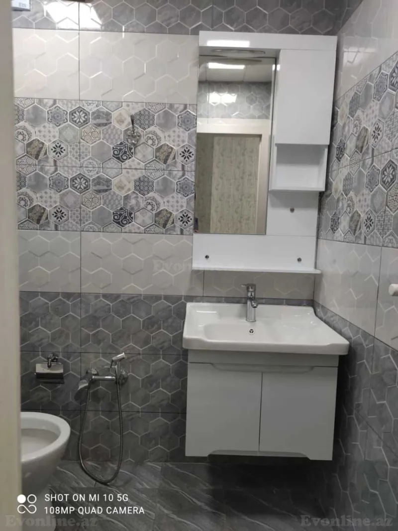 Kirayə verilir 2 otaqlı Mənzil Yeni tikili 55 m² İnşaatçılar m. - şəkil 7