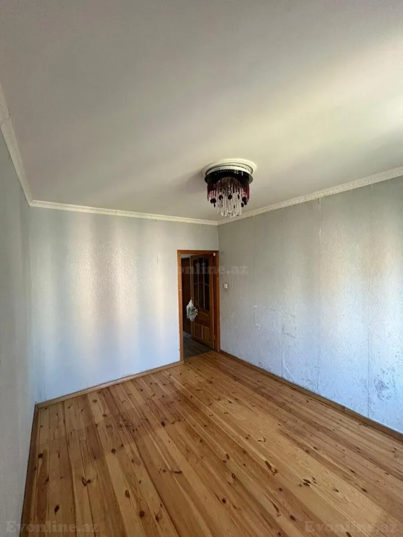 Satılır 2 otaqlı Mənzil Köhnə tikili 60 m² Suraxanı r. - şəkil 5