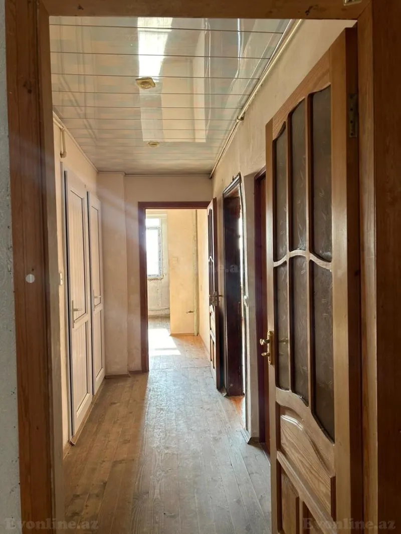 Satılır 2 otaqlı Mənzil Köhnə tikili 60 m² Suraxanı r. - şəkil 9
