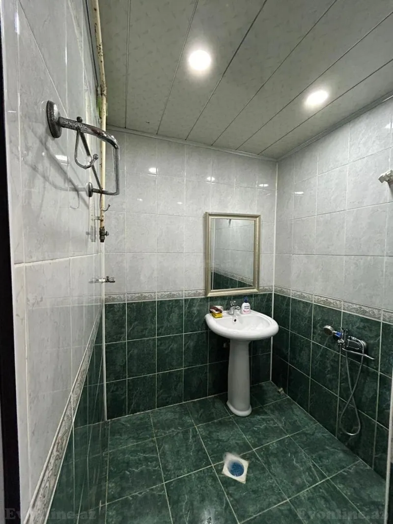 Satılır 2 otaqlı Mənzil Köhnə tikili 60 m² Suraxanı r. - şəkil 12