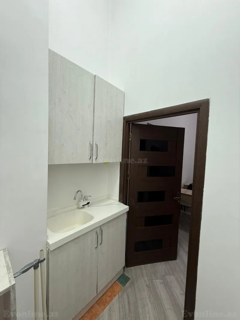 Kirayə verilir Ofis 125 m² Elmlər Akademiyası m. - şəkil 12