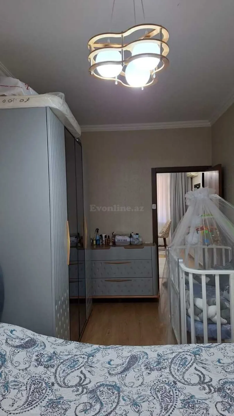 Satılır 2 otaqlı Mənzil Köhnə tikili 68 m² 4-cü mikrorayon - şəkil 4