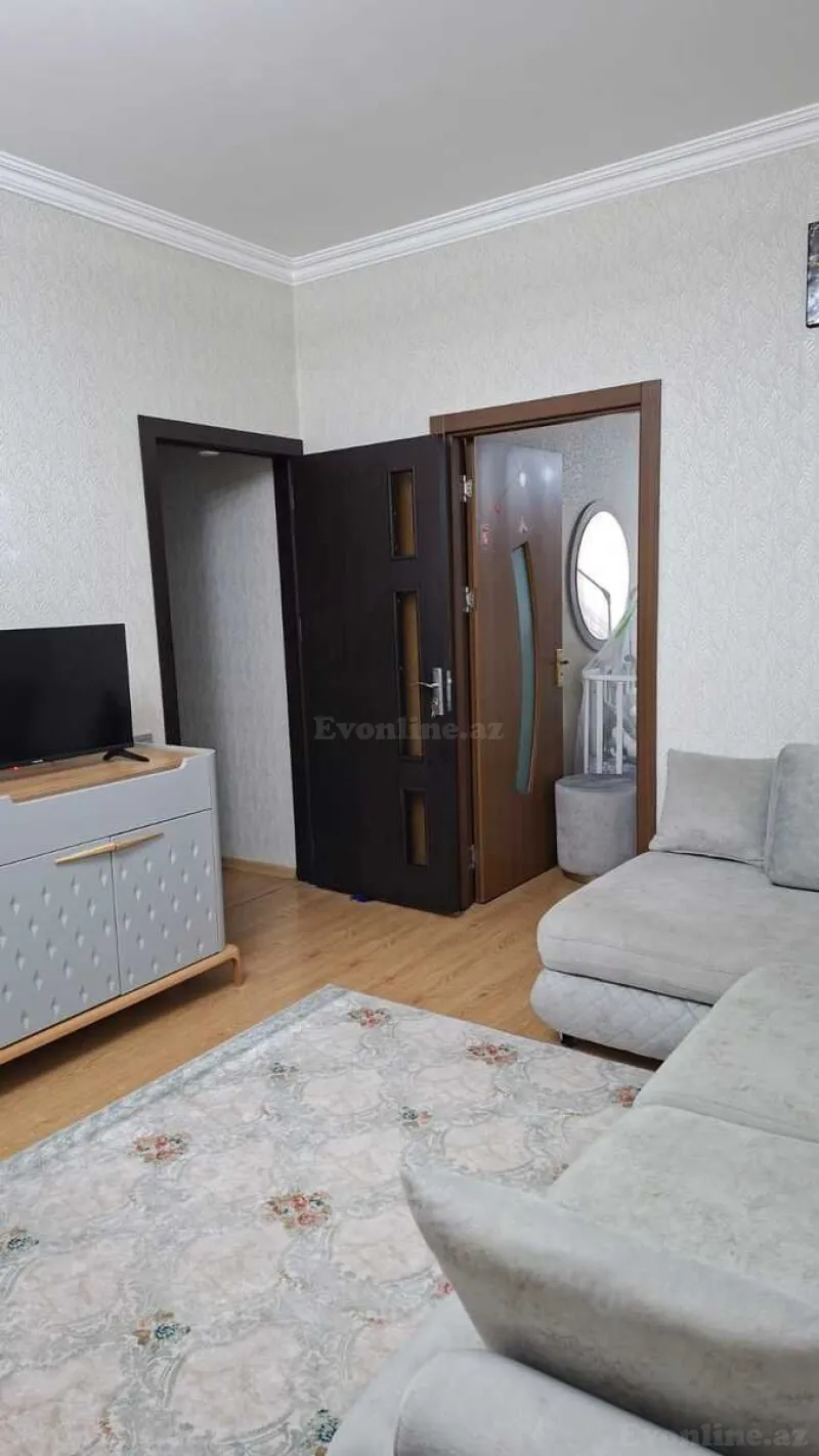 Satılır 2 otaqlı Mənzil Köhnə tikili 68 m² 4-cü mikrorayon - şəkil 5