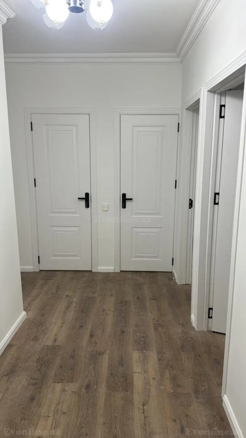 Satılır 3 otaqlı Mənzil Köhnə tikili 61 m² Yeni Yasamal - şəkil 2
