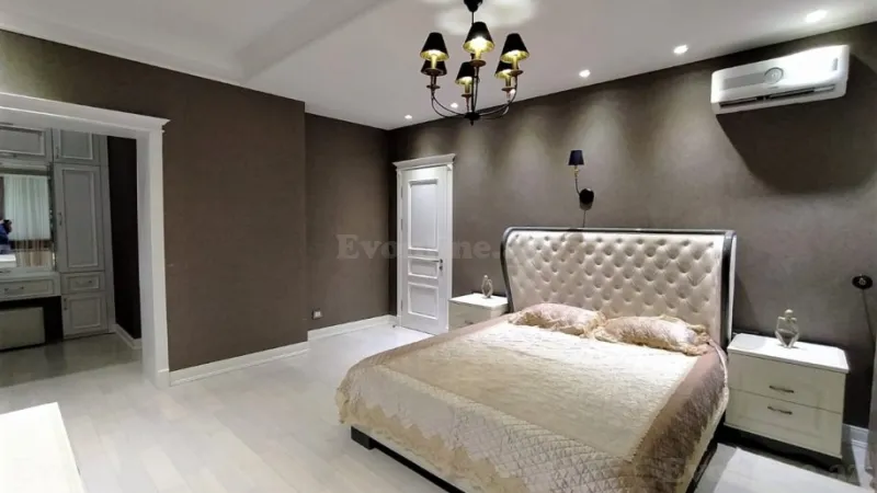 Satılır 4 otaqlı Mənzil Yeni tikili 178 m² Nəsimi r. - şəkil 8