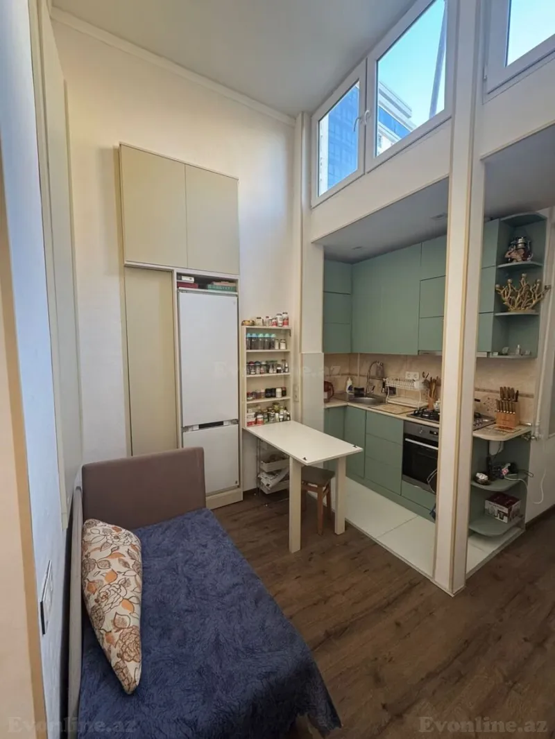 Satılır 1 otaqlı Mənzil Köhnə tikili 35 m² Sahil m. - şəkil 4