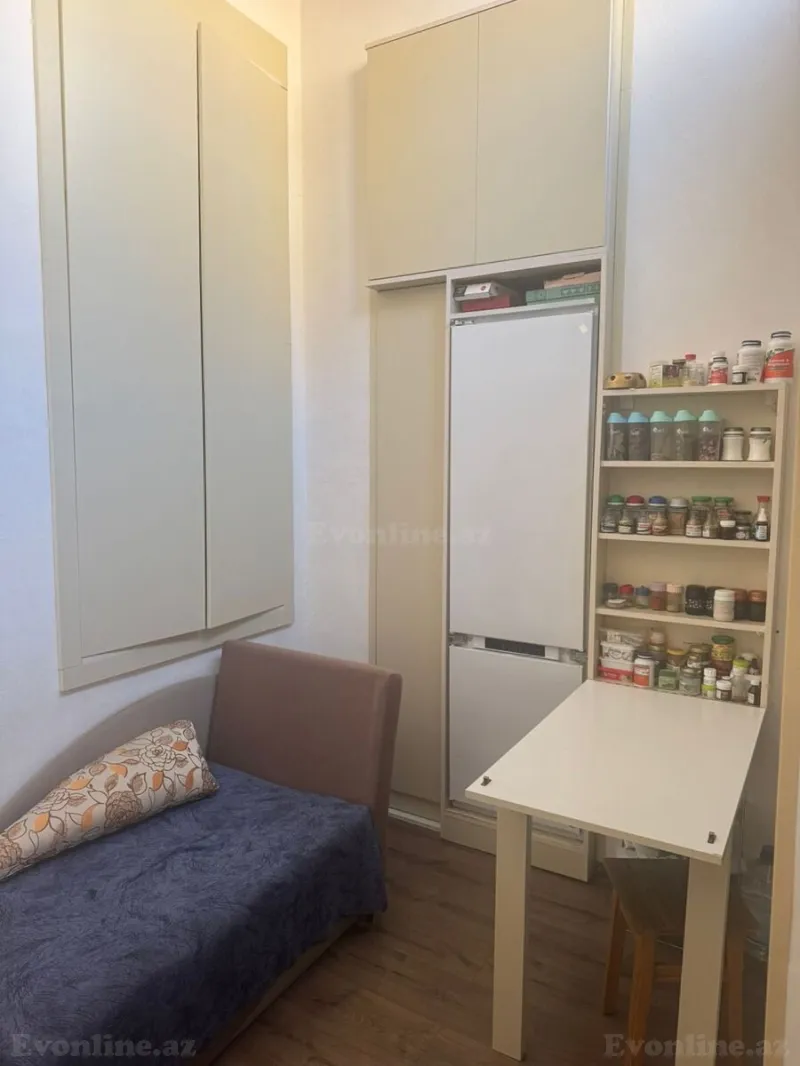 Satılır 1 otaqlı Mənzil Köhnə tikili 35 m² Sahil m. - şəkil 7
