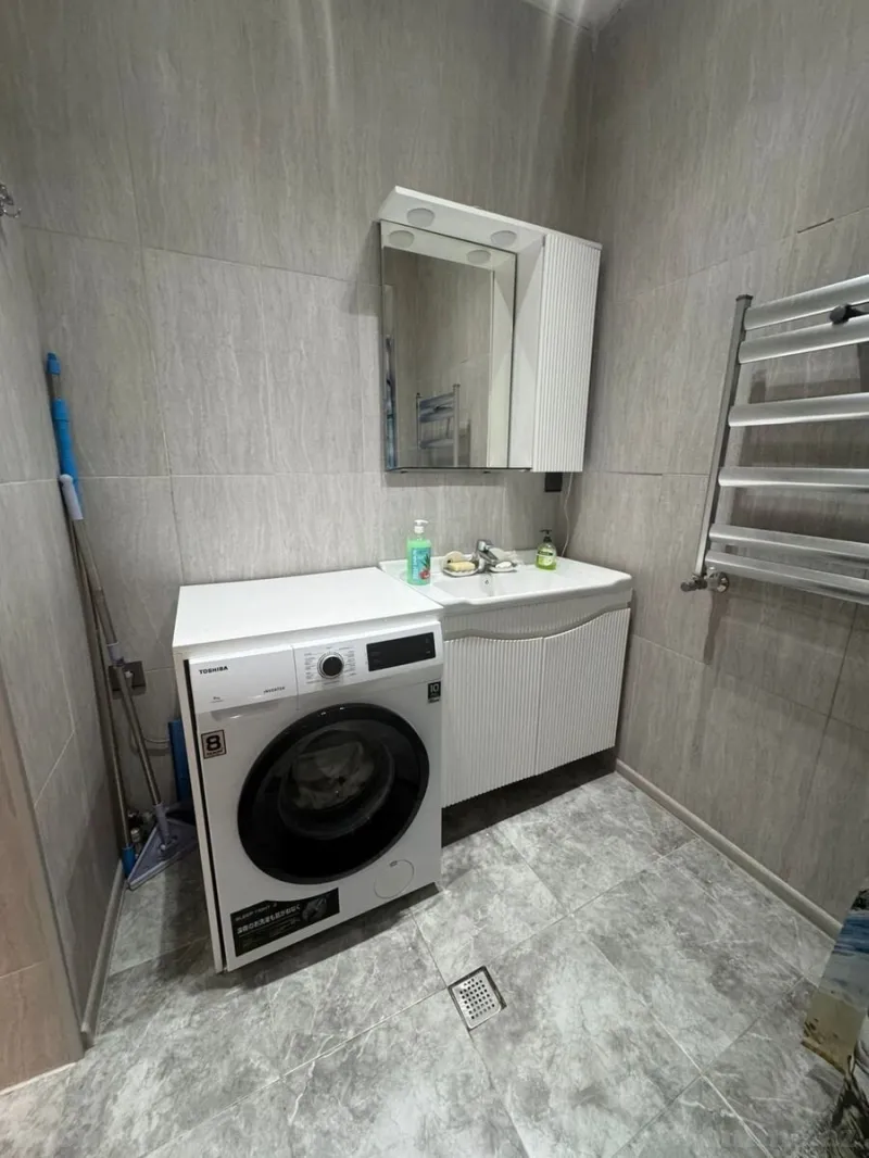 Satılır 1 otaqlı Mənzil Köhnə tikili 35 m² Sahil m. - şəkil 8
