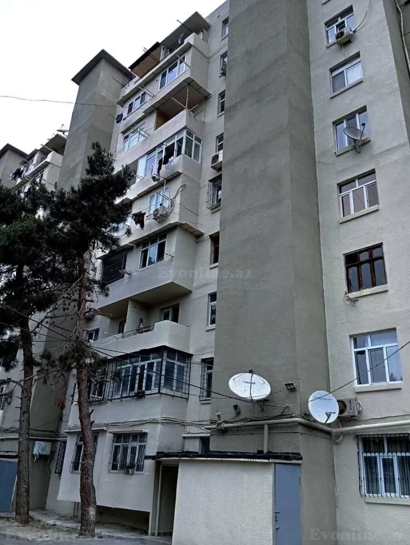 4 otaqlı Mənzil 105 m² Xalqlar Dostluğu m. Satılır