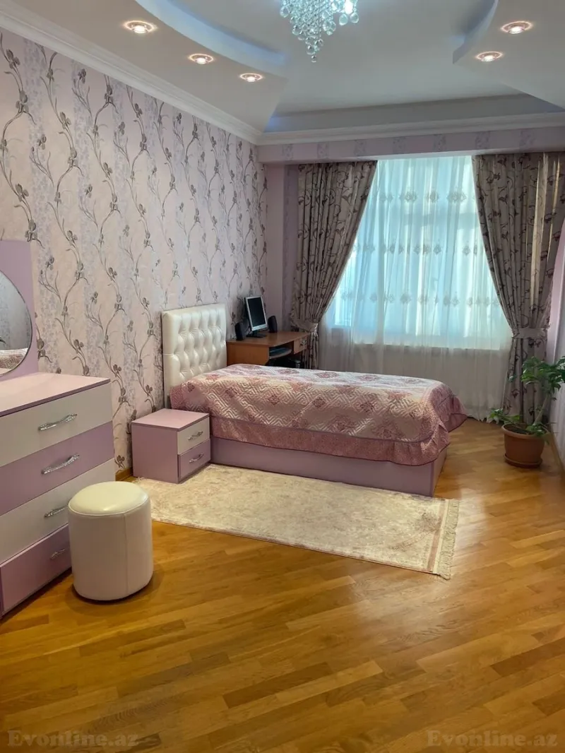Satılır 6 otaqlı Mənzil Yeni tikili 270 m² Nəsimi r. - şəkil 12