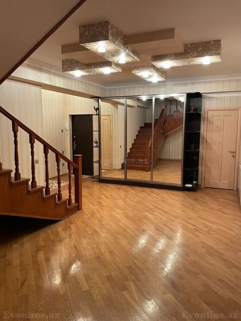 Satılır 6 otaqlı Mənzil Yeni tikili 270 m² Nəsimi r. - şəkil 15