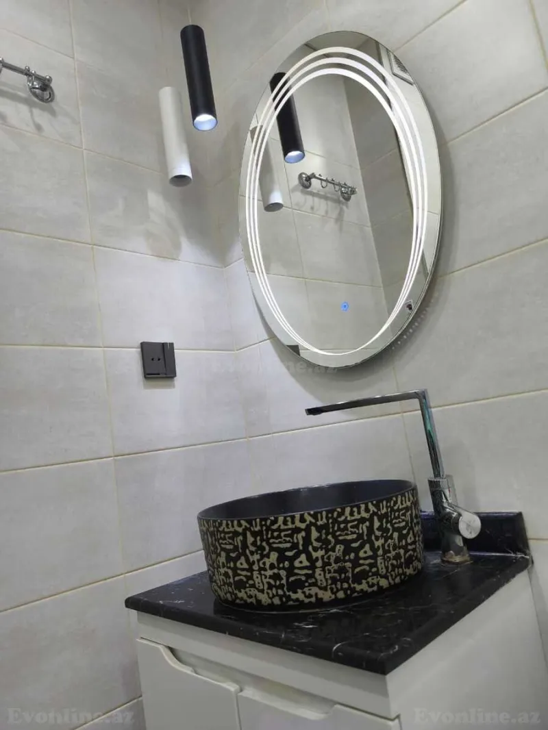 Satılır 2 otaqlı Mənzil Köhnə tikili 62 m² Neftçilər m. - şəkil 12