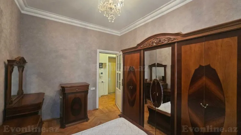 Kirayə verilir 3 otaqlı Mənzil Köhnə tikili 50 m² Sahil m. - şəkil 4