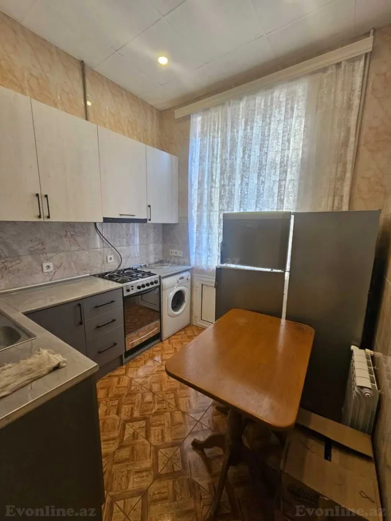 Kirayə verilir 3 otaqlı Mənzil Köhnə tikili 50 m² Sahil m. - şəkil 9