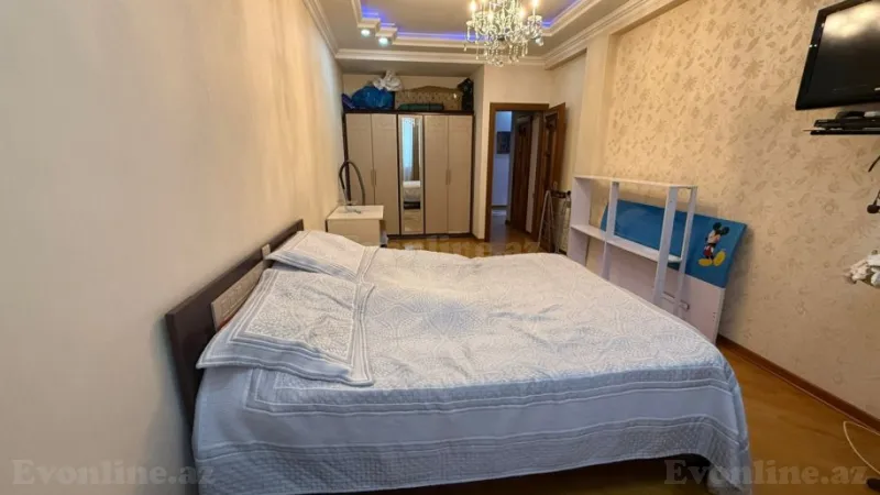 Satılır 4 otaqlı Mənzil Yeni tikili 145 m² Nəsimi r. - şəkil 4