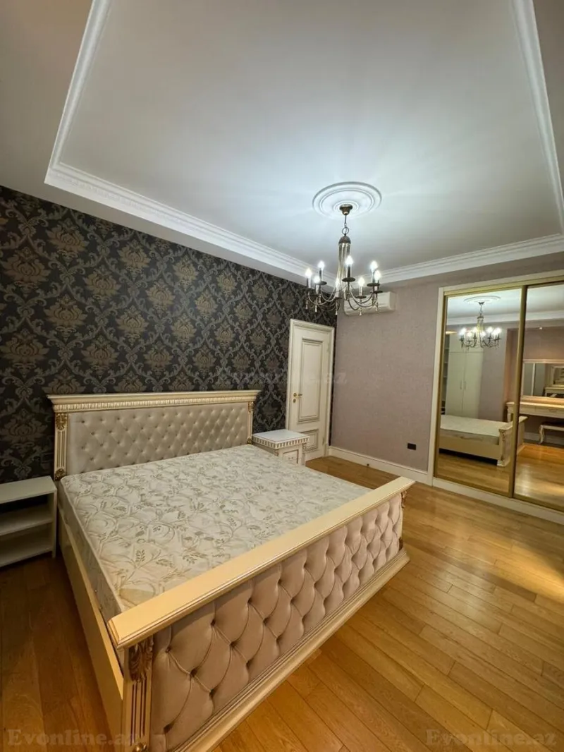 Satılır 4 otaqlı Mənzil Yeni tikili 200 m² Sahil m. - şəkil 14
