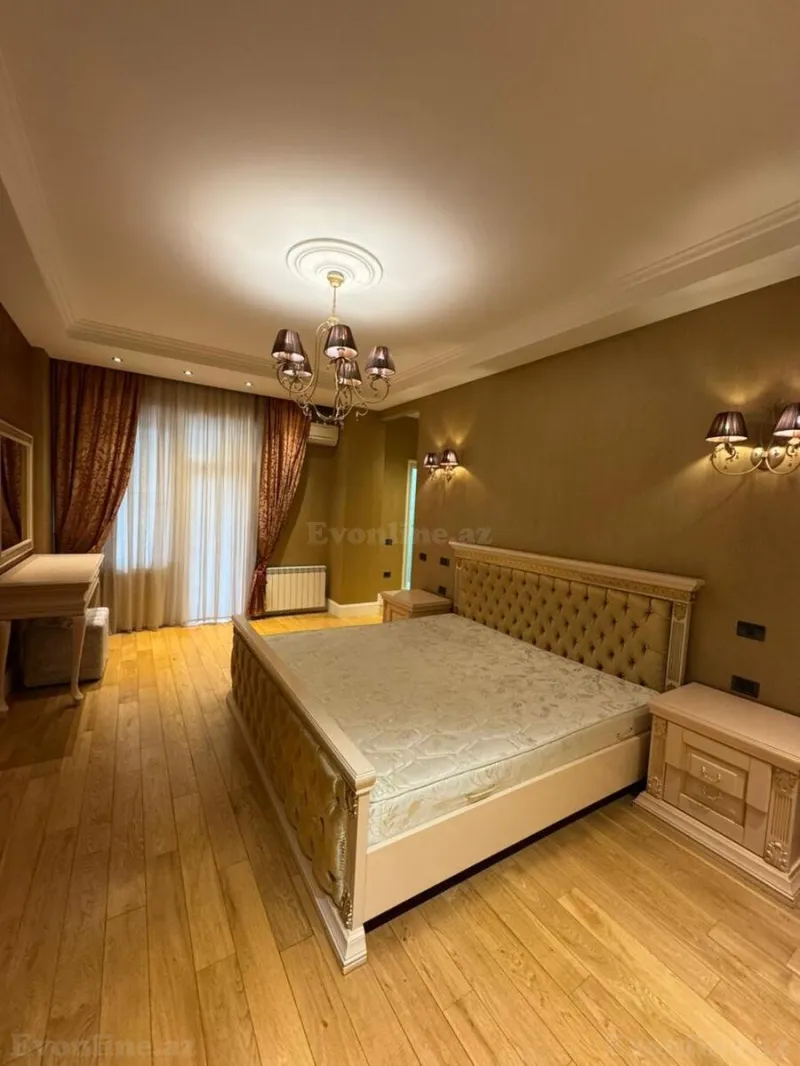 Satılır 4 otaqlı Mənzil Yeni tikili 200 m² Sahil m. - şəkil 15