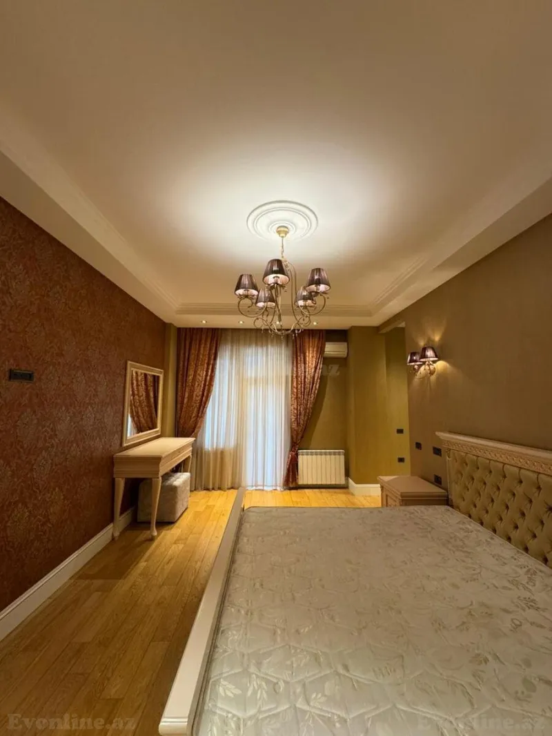 Satılır 4 otaqlı Mənzil Yeni tikili 200 m² Sahil m. - şəkil 16
