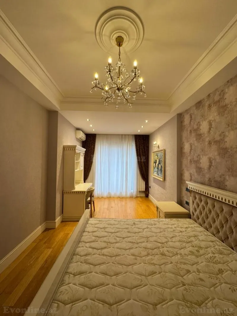 Satılır 4 otaqlı Mənzil Yeni tikili 200 m² Sahil m. - şəkil 18