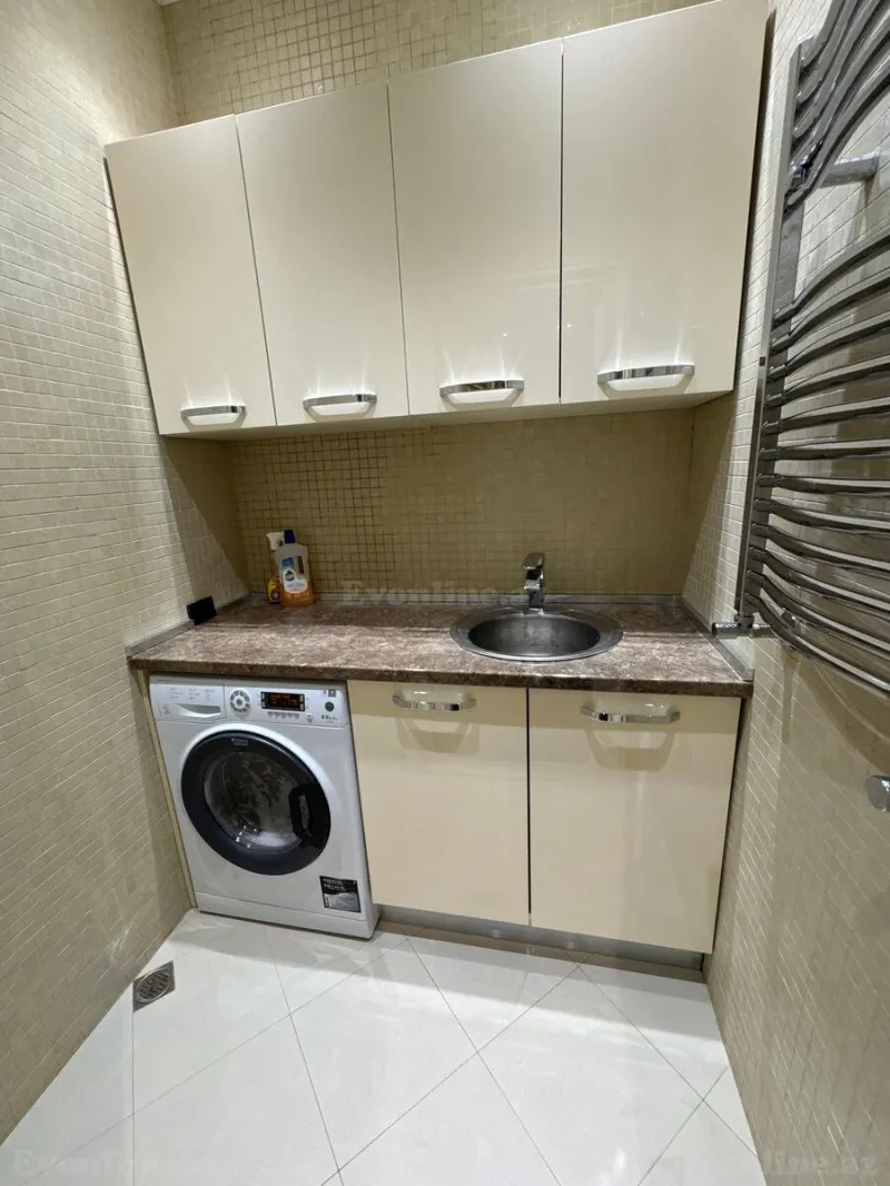 Satılır 4 otaqlı Mənzil Yeni tikili 200 m² Sahil m. - şəkil 20