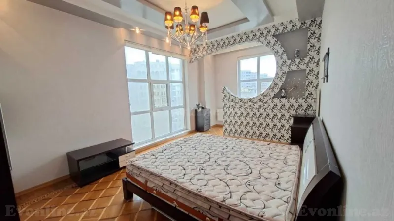 Satılır 4 otaqlı Mənzil Yeni tikili 180 m² Gənclik m. - şəkil 7