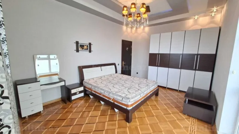 Satılır 4 otaqlı Mənzil Yeni tikili 180 m² Gənclik m. - şəkil 9