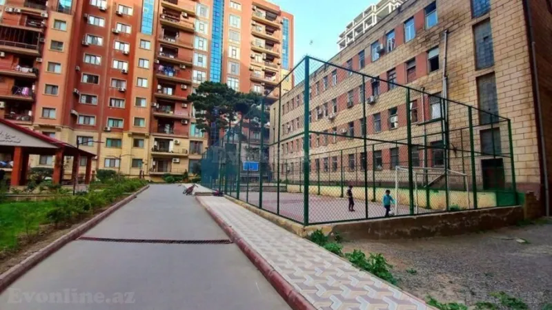 Satılır 4 otaqlı Mənzil Yeni tikili 180 m² Gənclik m. - şəkil 21