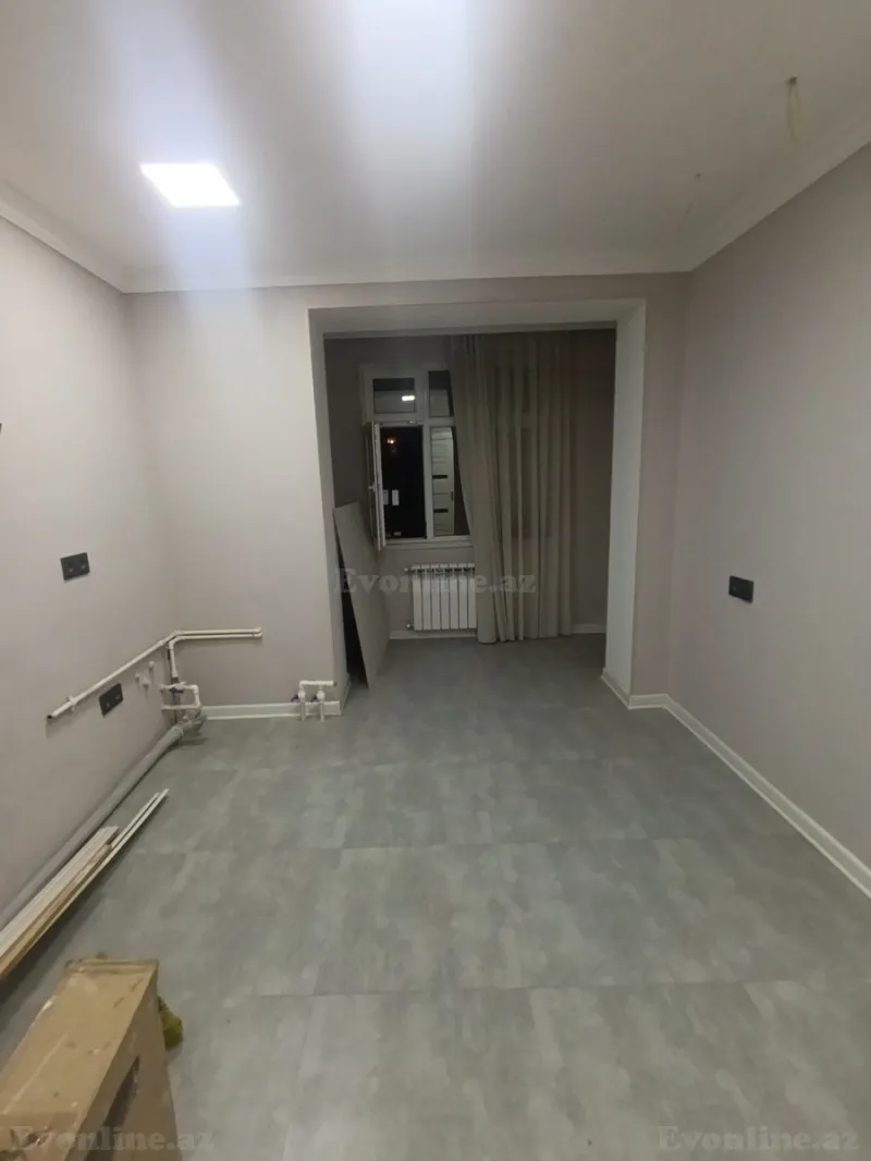 Satılır 2 otaqlı Mənzil Köhnə tikili 55 m² 7-ci mikrorayon - şəkil 2