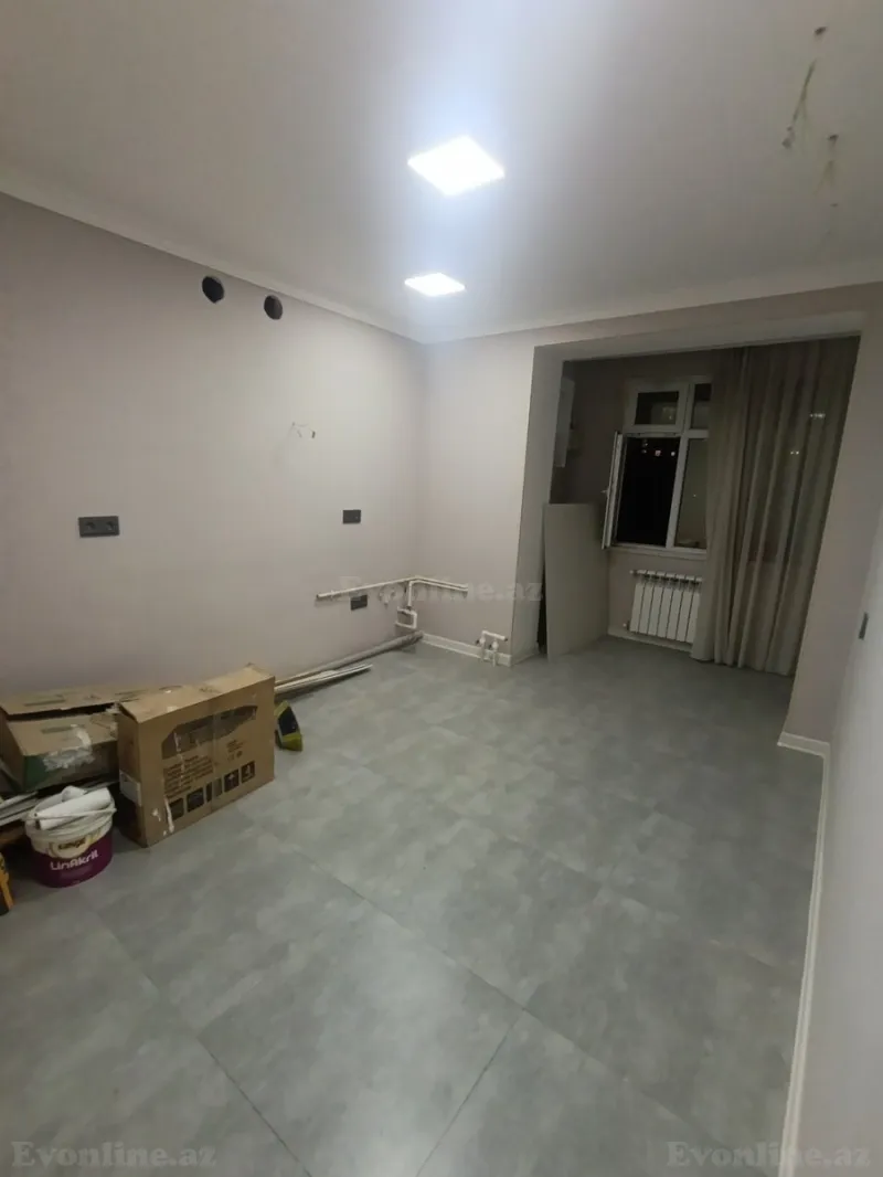 Satılır 2 otaqlı Mənzil Köhnə tikili 55 m² 7-ci mikrorayon - şəkil 3