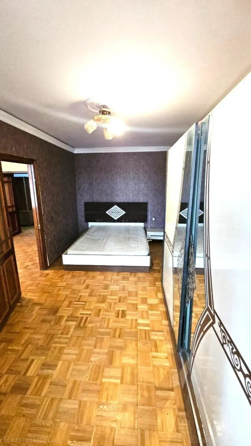 Kirayə verilir 4 otaqlı Mənzil Köhnə tikili 110 m² Xalqlar Dostluğu m. - şəkil 5