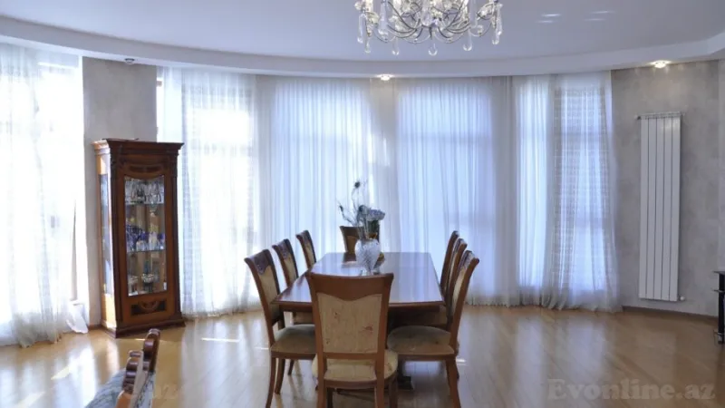 Satılır 4 otaqlı Mənzil Yeni tikili 192 m² Xətai m.