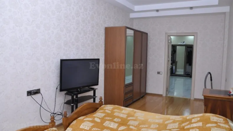 Satılır 4 otaqlı Mənzil Yeni tikili 192 m² Xətai m. - şəkil 8