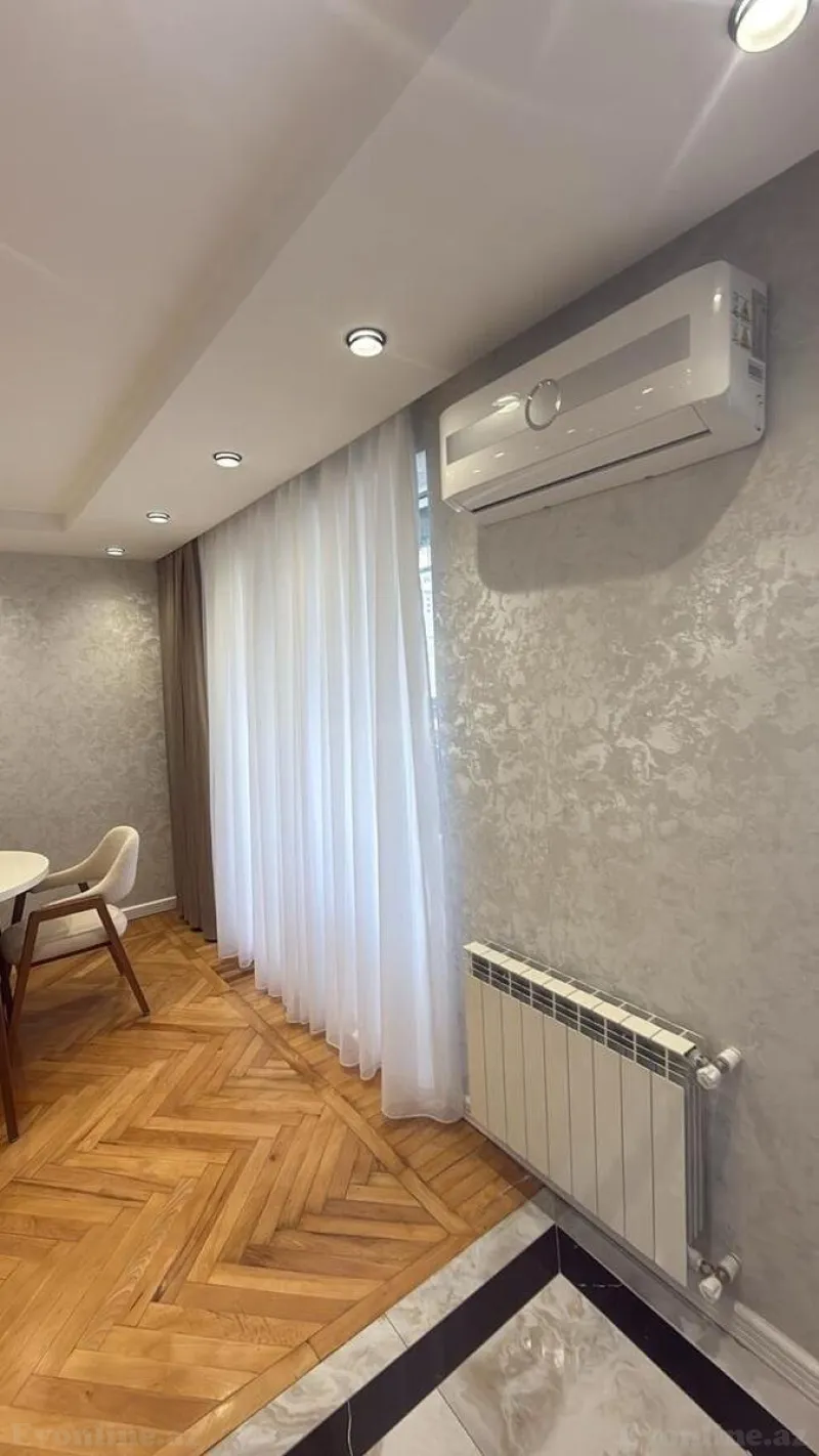 Kirayə verilir 3 otaqlı Mənzil Köhnə tikili 90 m² Sahil m. - şəkil 3