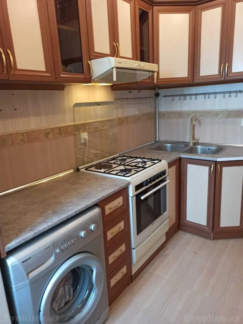 Kirayə verilir 2 otaqlı Mənzil Köhnə tikili 60 m² Qara Qarayev m. - şəkil 6