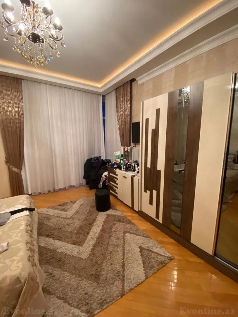 Satılır 3 otaqlı Mənzil Yeni tikili 141 m² 8 Noyabr m. - şəkil 3