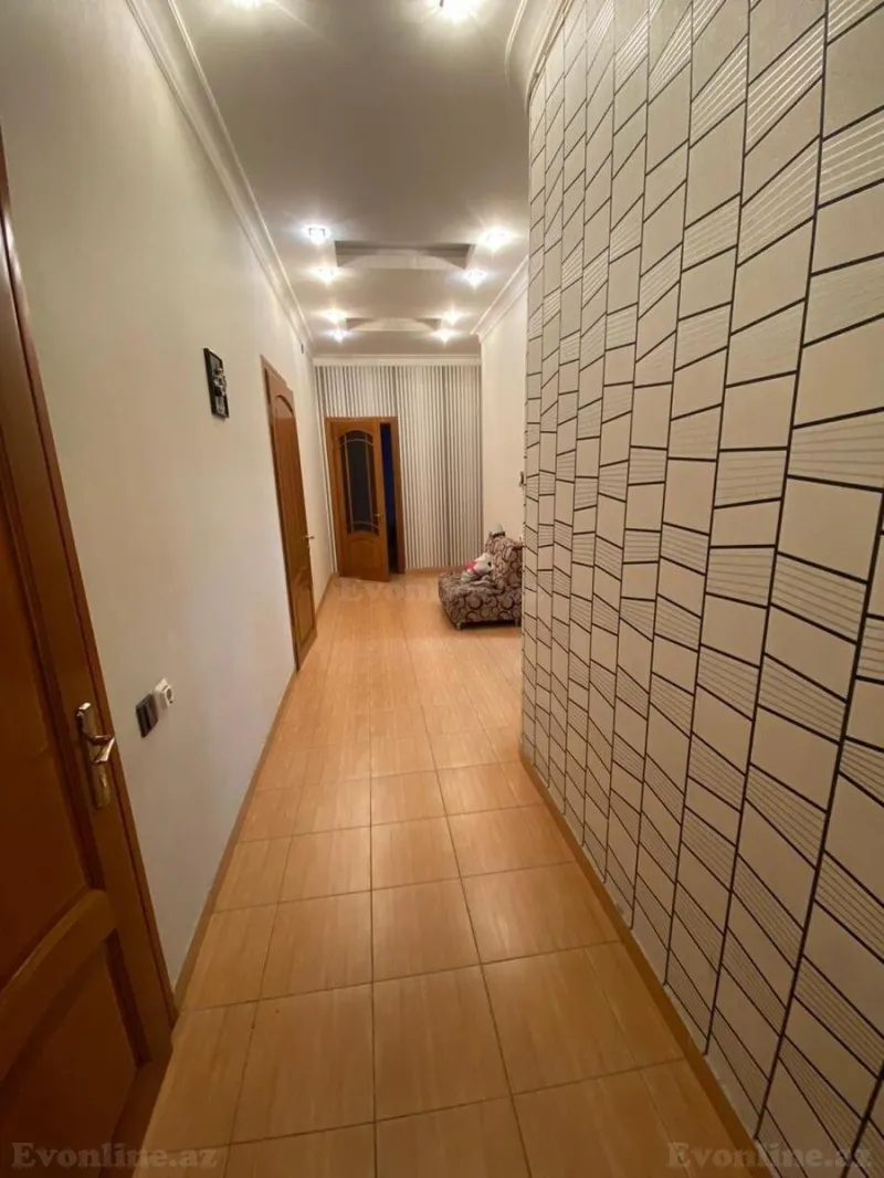 Satılır 3 otaqlı Mənzil Yeni tikili 141 m² 8 Noyabr m. - şəkil 5