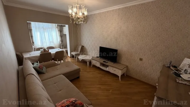 Satılır 2 otaqlı Mənzil Köhnə tikili 65 m² Gənclik m.