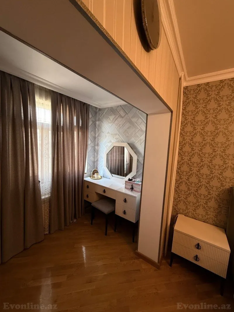 Satılır 2 otaqlı Mənzil Köhnə tikili 65 m² Gənclik m. - şəkil 6