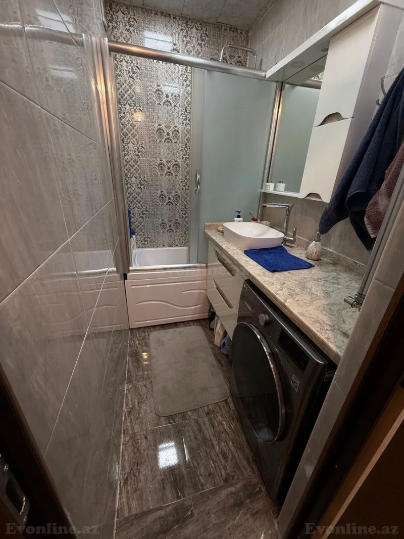 Satılır 2 otaqlı Mənzil Köhnə tikili 65 m² Gənclik m. - şəkil 11