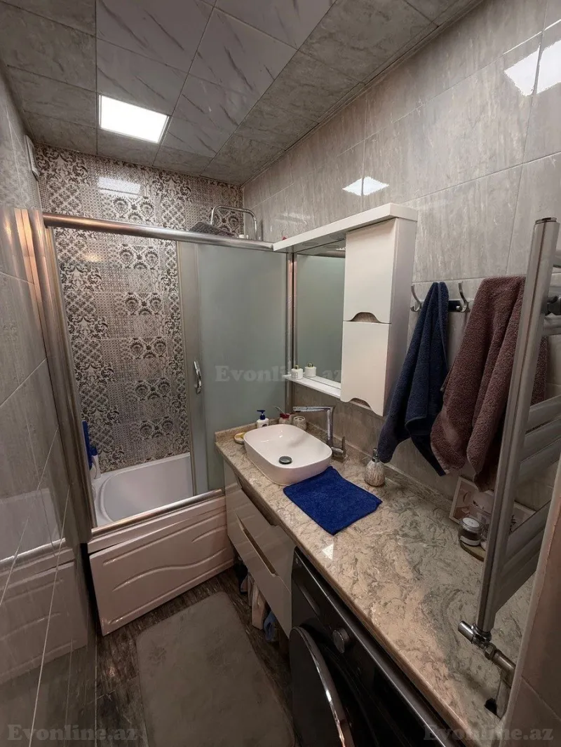 Satılır 2 otaqlı Mənzil Köhnə tikili 65 m² Gənclik m. - şəkil 13