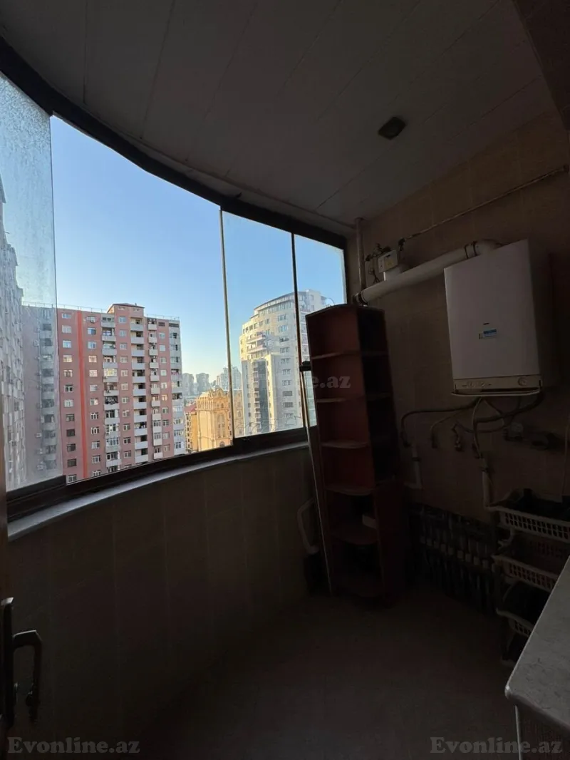 Satılır 4 otaqlı Mənzil Yeni tikili 180 m² Nəsimi r. - şəkil 20