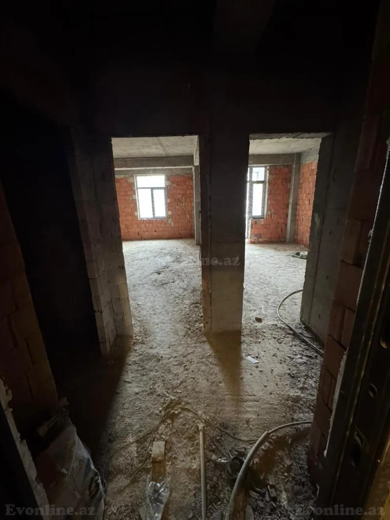 Satılır 2 otaqlı Mənzil Yeni tikili 77 m² 8 Noyabr m. - şəkil 4