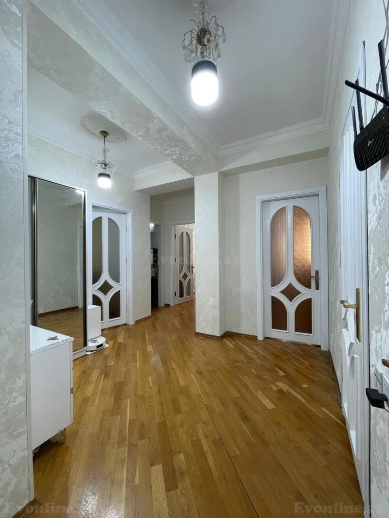 Satılır 3 otaqlı Mənzil Yeni tikili 90 m² Xalqlar Dostluğu m. - şəkil 13