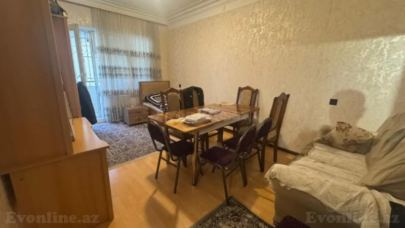 Satılır 4 otaqlı Mənzil Köhnə tikili 90 m² Neftçilər m. - şəkil 2