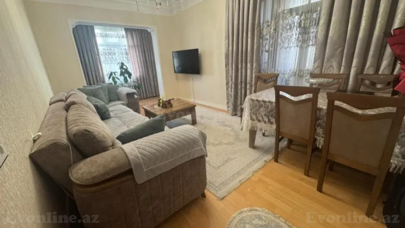 Satılır 4 otaqlı Mənzil Köhnə tikili 90 m² Neftçilər m. - şəkil 3