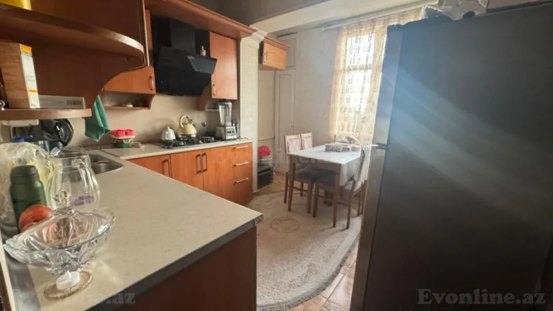 Satılır 4 otaqlı Mənzil Köhnə tikili 90 m² Neftçilər m. - şəkil 11
