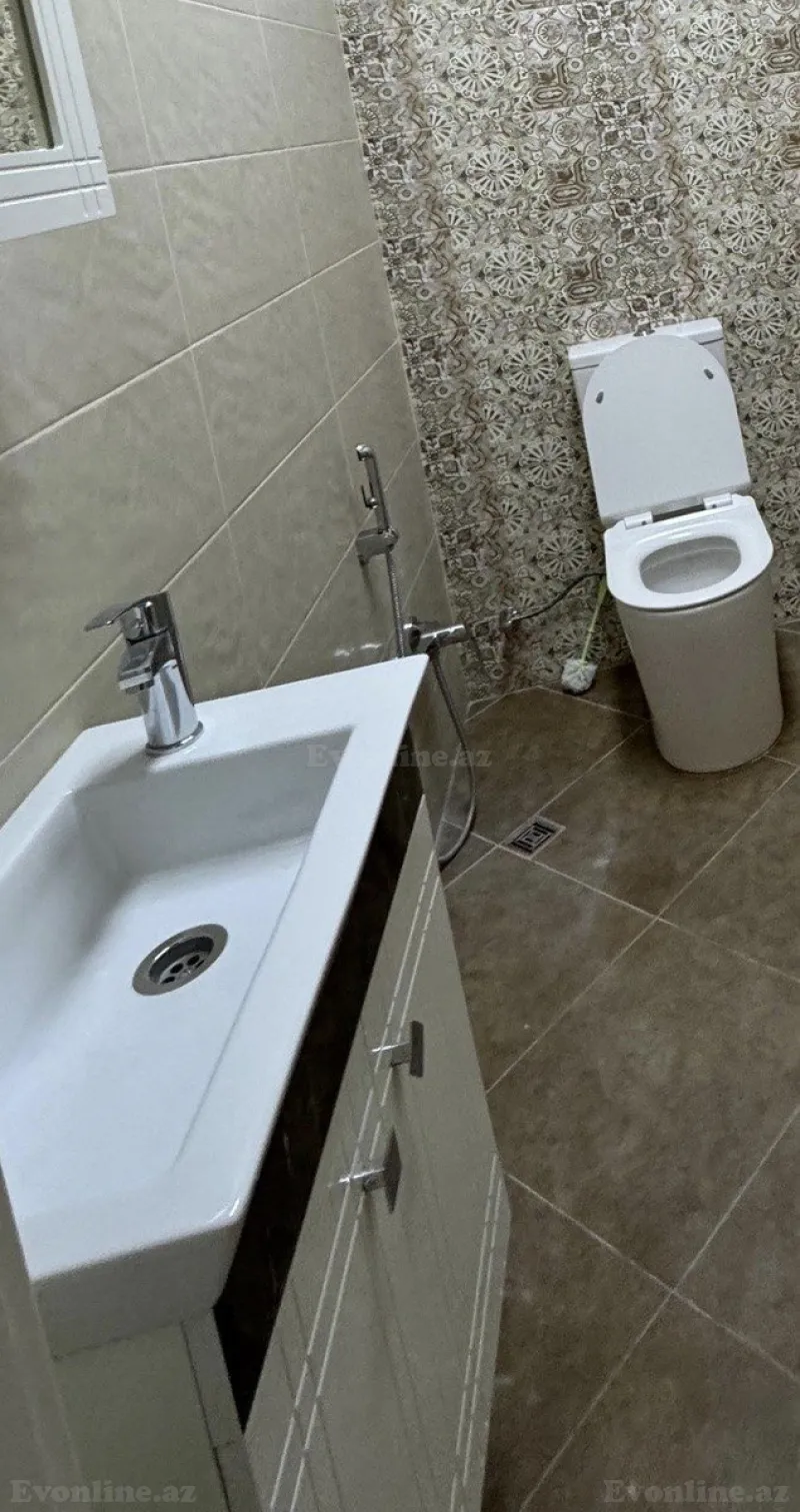 Kirayə verilir Ofis 200 m² Nizami r. - şəkil 4
